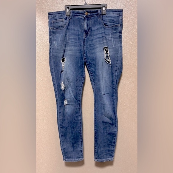 Studio Blue High Rise Distressed Skinny Jeans Denim Casual - Picture 2 of 5
